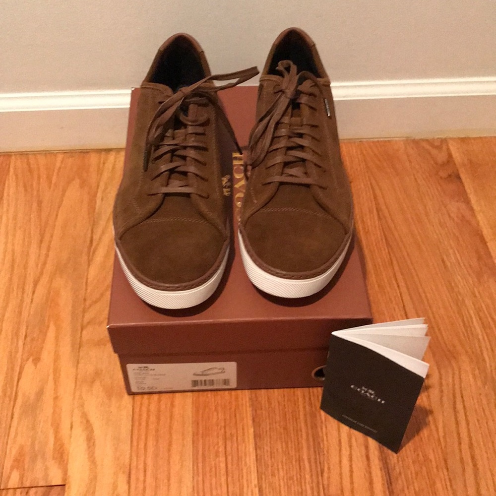 Never worn! Men’s Coach Sneakers